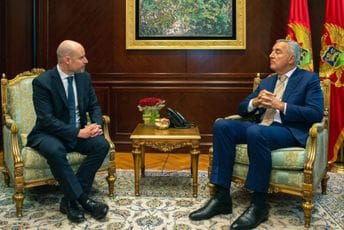 Đukanović sa Bilčikom: Neophodna jasna poruka podrške proevropskoj politici CG Đukanović sa Bilčikom: Neophodna jasna poruka podrške proevropskoj politici CG