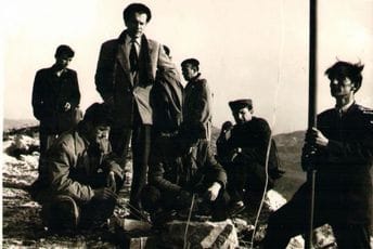 Prijem prvog TV signala na Lovćenu Ekipa radio amatera na Lovćenu 1956