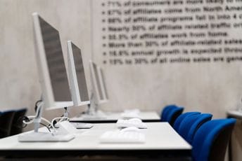 Coinis za studente Elektrotehničkog fakulteta donirao najsavremeniju računarsku salu