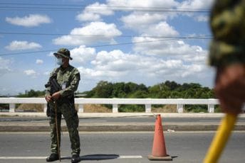 Filipini: Eksplodirala bomba u autobusu, jedan putnik poginuo, na desetine povrijeđenih Filipini: Eksplodirala bomba u autobusu, jedan putnik poginuo, na desetine povrijeđenih
