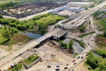 (FOTO/VIDEO) Pogledajte kako su Ukrajinci obnovili most koji je razoren na početku rata (FOTO/VIDEO) Pogledajte kako su Ukrajinci obnovili most koji je razoren na početku rata
