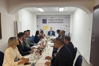 Bez nosilaca lista: Nastavljeni pregovori o formiranju vlasti u Podgorici Bez nosilaca lista: Nastavljeni pregovori o formiranju vlasti u Podgorici