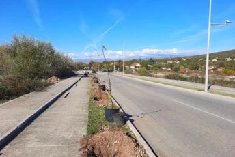 Podgorica: Novi drvoredi i radovi na pejzažnom uređenju u Ulici SKOJ-a Podgorica: Novi drvoredi i radovi na pejzažnom uređenju u Ulici SKOJ-a