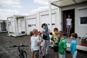 U Njemačkoj raste broj napada na izbjeglice, ove godine najmanje 65 U Njemačkoj raste broj napada na izbjeglice, ove godine najmanje 65