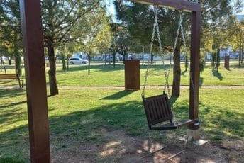 Sve što se polomi plaćaju građani Sve što se polomi plaćaju građani