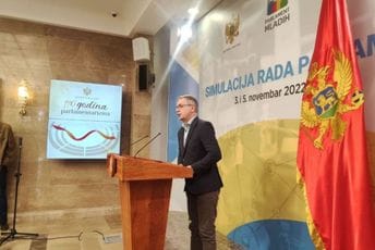 Danilović: Đukanović trebalo da objasni zašto je vratio Zakon o predsjedniku Danilović: Đukanović trebalo da objasni zašto je vratio Zakon o predsjedniku