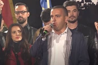 Striković: Odbranimo Crnu Goru u kojoj možemo imati različite svetinje, ali u kojoj su Ustav i zakoni svetinja svima Striković: Odbranimo Crnu Goru u kojoj možemo imati različite svetinje, ali u kojoj su Ustav i zakoni svetinja svima