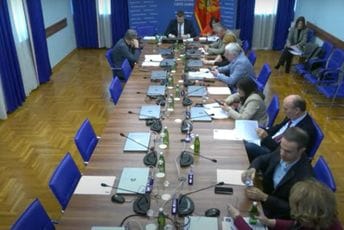 Odbor nije podržao Predlog zakona o zabrani fašističkih organizacija Odbor nije podržao Predlog zakona o zabrani fašističkih organizacija