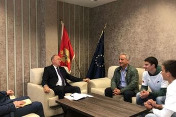 Lalošević: Stjepčeviću i Belanu će biti dodijeljeno zvanje perspektivnog sportiste Lalošević: Stjepčeviću i Belanu će biti dodijeljeno zvanje perspektivnog sportiste