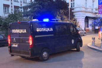 Beograd: Našeg državljanina policija hvatala dva puta u istom danu, nije imao vozačku, kretao se zabranjenim smjerom...