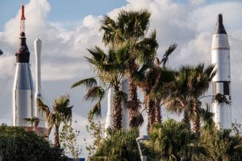 Svemirski dron vratio se na Zemlju poslije 908 dana u orbiti Svemirski dron vratio se na Zemlju poslije 908 dana u orbiti