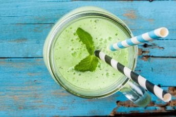 Zeleni smoothie: Napitak sa kivijem, jabukom i spanaćem
