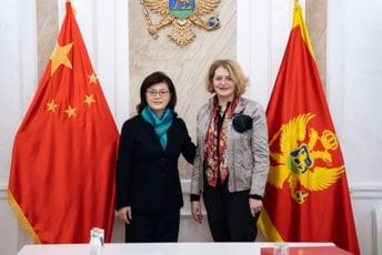 Bošnjak sa delegacijom NR Kine: Važno da zajednički intenziviramo saradnju u sferi visokog obrazovanja Bošnjak sa delegacijom NR Kine: Važno da zajednički intenziviramo saradnju u sferi visokog obrazovanja