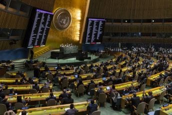 UN izglasale rezoluciju: Rusija mora da plati ratnu odštetu Ukrajini UN izglasale rezoluciju: Rusija mora da plati ratnu odštetu Ukrajini