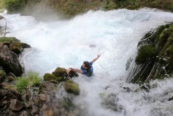 Hladna i pjenušava: Ljutica - nevjerovatna snaga prirode
