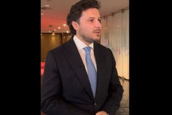 Abazović: DPS da glasa za sudije Ustavnog suda, ako želi dobro Crnoj Gori Abazović: DPS da glasa za sudije Ustavnog suda, ako želi dobro Crnoj Gori