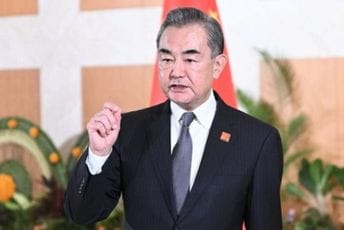 Vang Ji: Predsjednici Kine i SAD imali iskren, dubinski, konstruktivan i strateški razgovor Vang Ji: Predsjednici Kine i SAD imali iskren, dubinski, konstruktivan i strateški razgovor