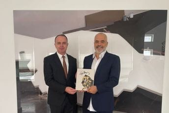 Đeljošaj sa Ramom: Neki političari i centri pokušavaju svoje probleme i frustracije da adresiraju na Albaniju Đeljošaj sa Ramom: Neki političari i centri pokušavaju svoje probleme i frustracije da adresiraju na Albaniju