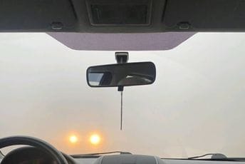 Oprezno niz Brajiće: Gusta magla od Cetinja prema Budvi Oprezno niz Brajiće: Gusta magla od Cetinja prema Budvi