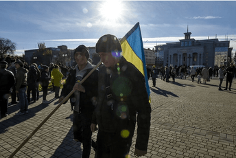 Ukrajinski istražitelji pronašli 63 tijela s tragovima mučenja u Hersonu Ukrajinski istražitelji pronašli 63 tijela s tragovima mučenja u Hersonu