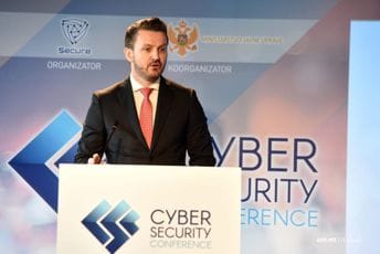 Dukaj: Imamo neformalne informacije da će Zakon o Vladi dobiti pozitivno mišljenje Brisela Dukaj: Imamo neformalne informacije da će Zakon o Vladi dobiti pozitivno mišljenje Brisela