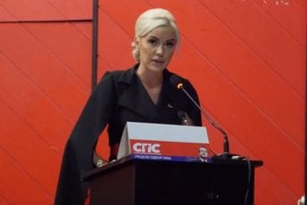 Političarka iz SPS traži zatvor za one koji negativno komentarišu Vučića Političarka iz SPS traži zatvor za one koji negativno komentarišu Vučića
