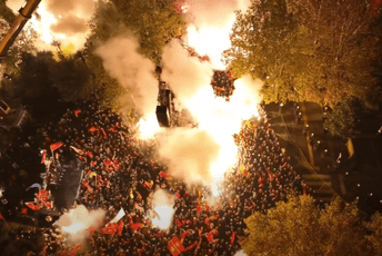 Još jedan video iz vazduha večerašnjeg protesta ''Ima nas'' Još jedan video iz vazduha večerašnjeg protesta ''Ima nas''