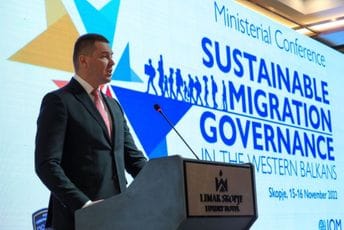 Adžić u Skoplju: Zajedničkim snagama do bolje zaštite granica Adžić u Skoplju: Zajedničkim snagama do bolje zaštite granica