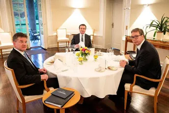 SAD: Nadamo se da će Kosovo i Srbija postići dogovor u narednim danima SAD: Nadamo se da će Kosovo i Srbija postići dogovor u narednim danima