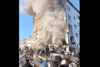 (VIDEO) Rusija: U eksploziji gasa u stambenoj zgradi poginulo sedam osoba (VIDEO) Rusija: U eksploziji gasa u stambenoj zgradi poginulo sedam osoba