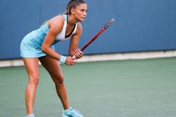 Poznata suparnica Danke Kovinić u finalu: Udvardi slavila nakon tri seta Poznata suparnica Danke Kovinić u finalu: Udvardi slavila nakon tri seta