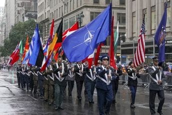 NATO poziva članice da proglase Rusiju terorističkom zemljom NATO poziva članice da proglase Rusiju terorističkom zemljom