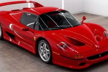 Prodaje se legendarni Ferrari: Proizvedeno svega 349 primjeraka Prodaje se legendarni Ferrari: Proizvedeno svega 349 primjeraka