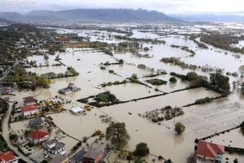 Velike poplave u okolini Skadra, više od 1.100 hektara i dalje pod vodom Velike poplave u okolini Skadra, više od 1.100 hektara i dalje pod vodom