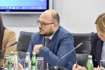 Adrović: Da jačamo kulturu dijaloga i poštujemo radnička prava Adrović: Da jačamo kulturu dijaloga i poštujemo radnička prava