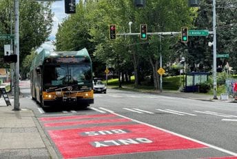 Podgorica uskoro dobija 29 novih autobusa i posebnu saobraćajnu traku za javni i taksi prevoz ILUSTRACIJA