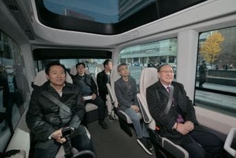 Autobusi bez vozača počeli da saobraćaju u Seulu Autobusi bez vozača počeli da saobraćaju u Seulu