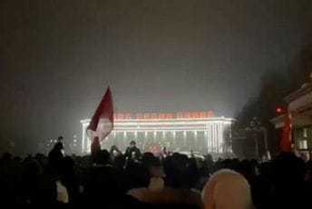 Protest u Kini, okupljeni uzvikivali "kraj karantina" Protest u Kini, okupljeni uzvikivali "kraj karantina"