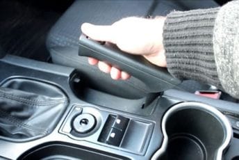 Ubrzane promjene u autoindustriji: Kraj ručnih kočnica? Ubrzane promjene u autoindustriji: Kraj ručnih kočnica?