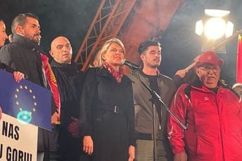 Vuksanović-Stanković: Svi sjutra na novi protest, pošaljimo snažnu poruku da je Crna Gora nepobjediva Vuksanović-Stanković: Svi sjutra na novi protest, pošaljimo snažnu poruku da je Crna Gora nepobjediva