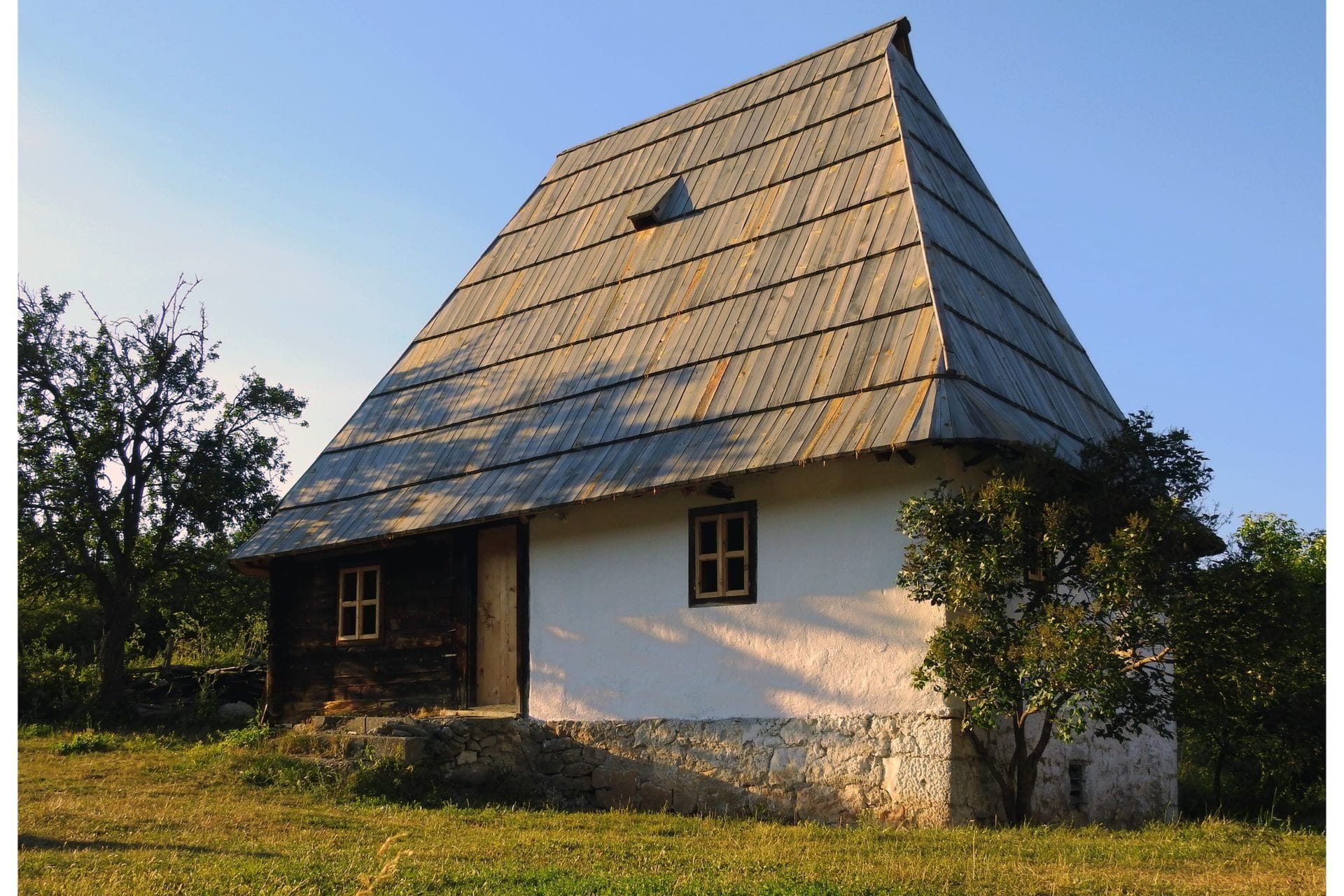 Fotografija 1: Duh tradicije, svjedok minulih vremena: Pljevaljska etno kuća od narednog ljeta u Gačevića dolini