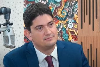 Vukčević: Politička pripadnost ne smije uticati na status zaposlenog Vukčević: Politička pripadnost ne smije uticati na status zaposlenog