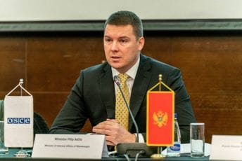 Adžić: MUP snažno afirmiše princip rodne ravnopravnosti u sektoru bezbjednosti Adžić: MUP snažno afirmiše princip rodne ravnopravnosti u sektoru bezbjednosti