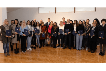 Vuković: Finansijska podrška kao podrstrek za ostvarivanje akadamske i profesionalne ambicije Vuković: Finansijska podrška kao podrstrek za ostvarivanje akadamske i profesionalne ambicije