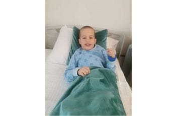 Za liječenje petogodišnjeg Vasilija Ćuzovića potrebno još 5.000 eura Za liječenje petogodišnjeg Vasilija Ćuzovića potrebno još 5.000 eura