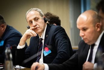 Popović: Iluzorno očekivati da bilo ko osim Đukanovića pobijedi na izborima, CG ne smije sebi dozvoliti avanturizam Popović: Iluzorno očekivati da bilo ko osim Đukanovića pobijedi na izborima, CG ne smije sebi dozvoliti avanturizam