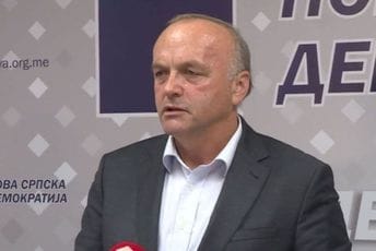 Cerović silom „čuva izbornu volju Šavničana“, a sam je novoupisani birač Cerović silom „čuva izbornu volju Šavničana“, a sam je novoupisani birač