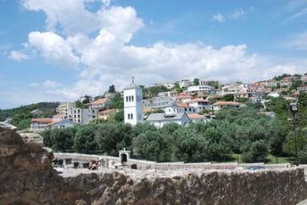 Fresko-neimari Crkve Srbije na djelu: Ruski ikonostas u Ulcinju Fresko-neimari Crkve Srbije na djelu: Ruski ikonostas u Ulcinju