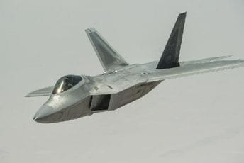 Američko ratno vazduhoplovstvo predstavilo novi "stealth" bombarder Američko ratno vazduhoplovstvo predstavilo novi "stealth" bombarder