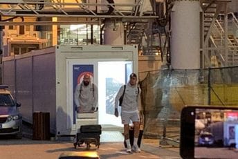 Igrači Srbije vratili se u Beograd, dočekali ih malobrojni navijači Igrači Srbije vratili se u Beograd, dočekali ih malobrojni navijači